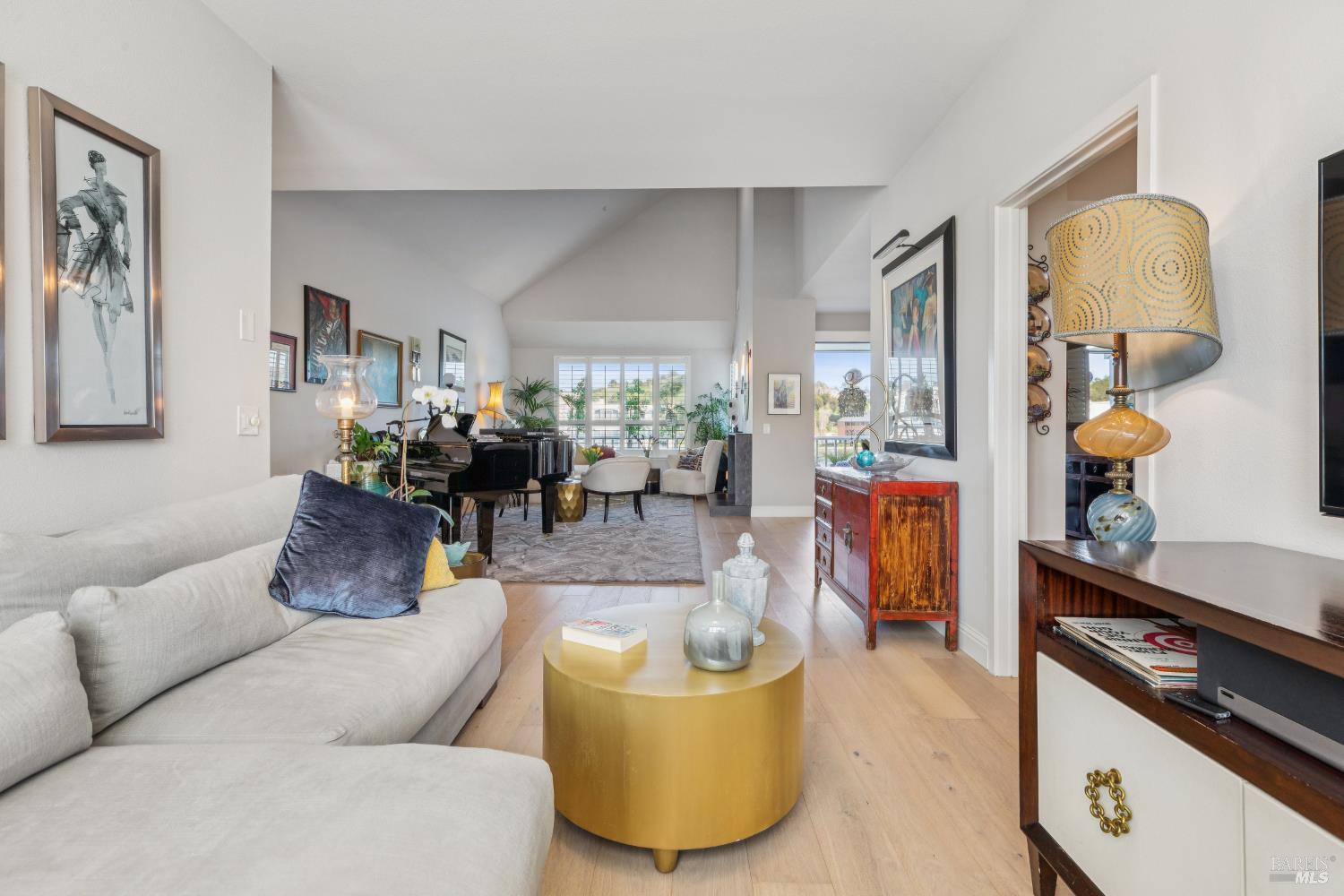 Detail Gallery Image 10 of 82 For 6060 Shelter Bay Ave, Mill Valley,  CA 94941 - 2 Beds | 2 Baths