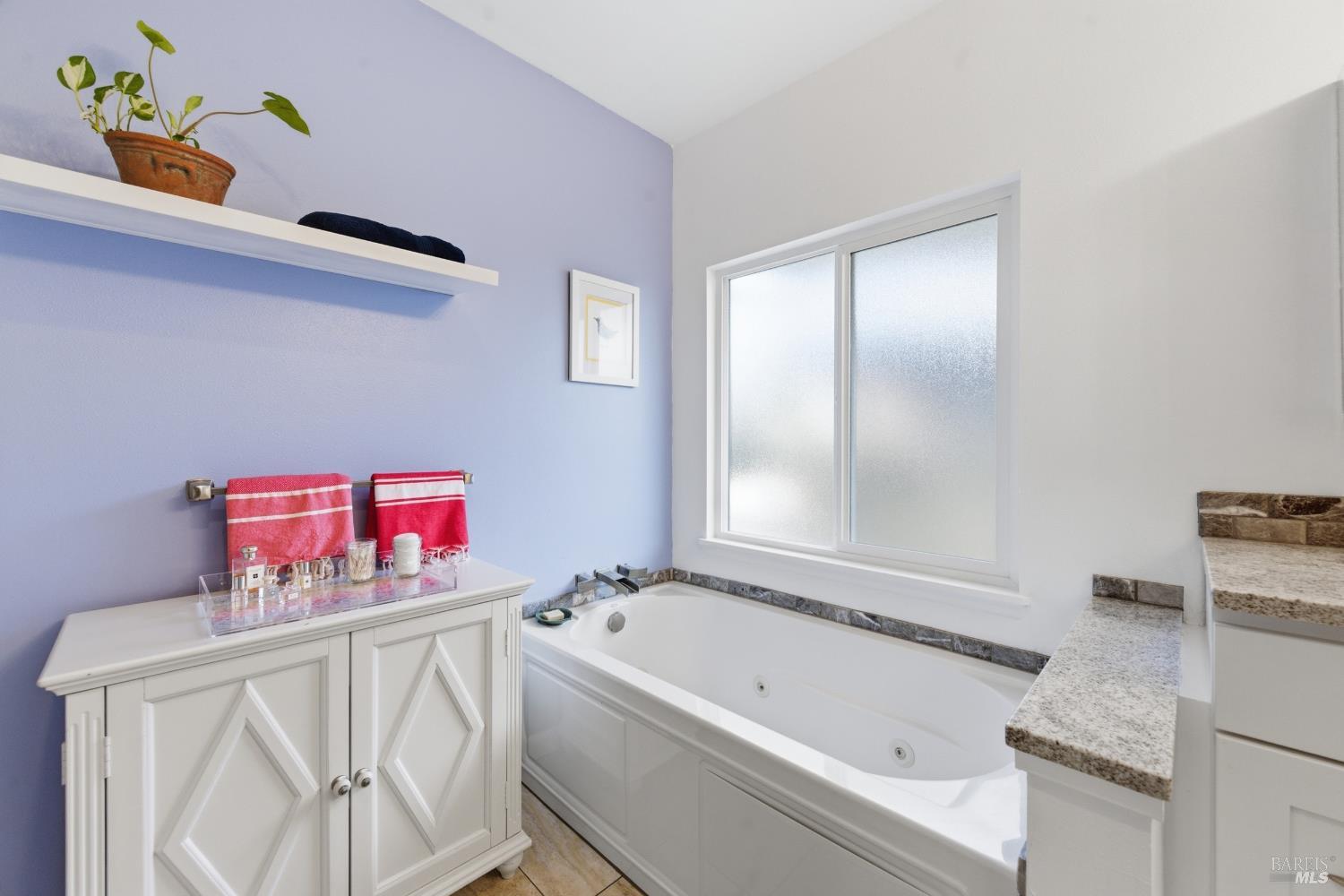 Detail Gallery Image 20 of 31 For 14 San Lucas Ct, Saint Helena,  CA 94574 - 2 Beds | 2 Baths