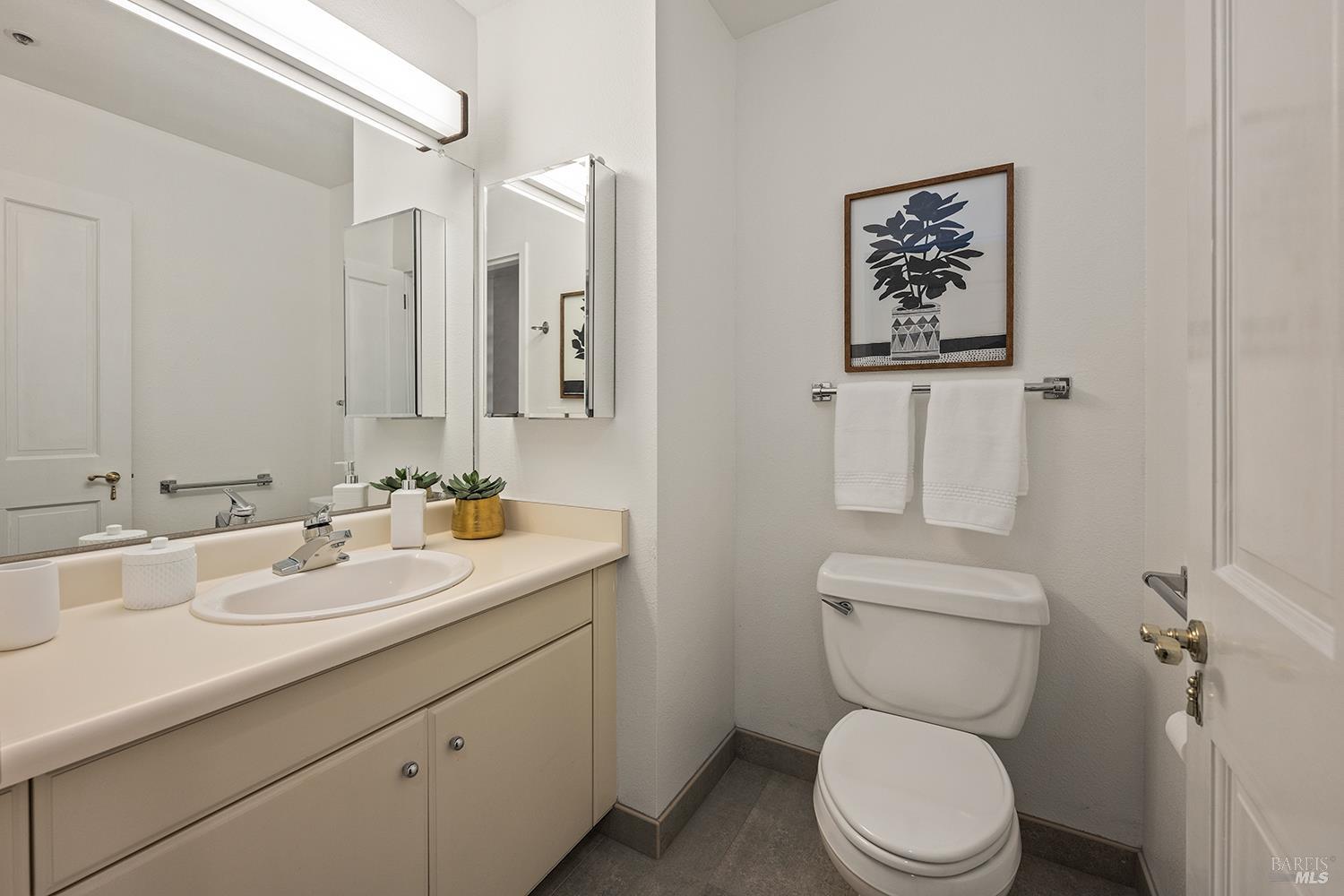 Detail Gallery Image 19 of 34 For 100 Thorndale Dr #353,  San Rafael,  CA 94903 - 1 Beds | 1/1 Baths