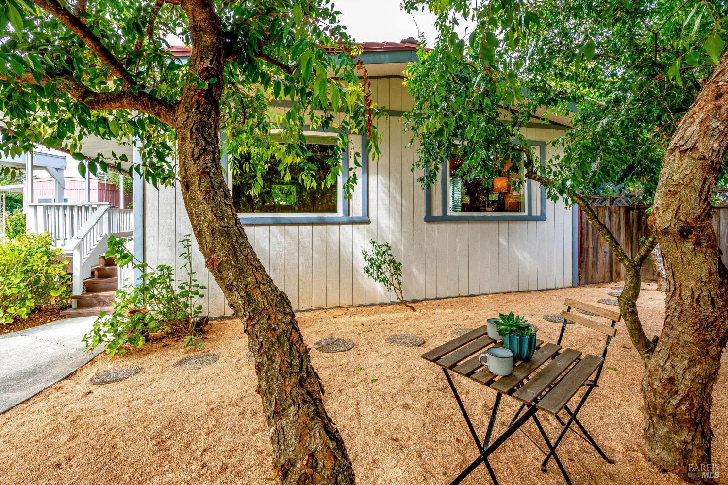 Detail Gallery Image 36 of 44 For 166 Seven Flags Cir, Sonoma,  CA 95476 - 2 Beds | 2 Baths