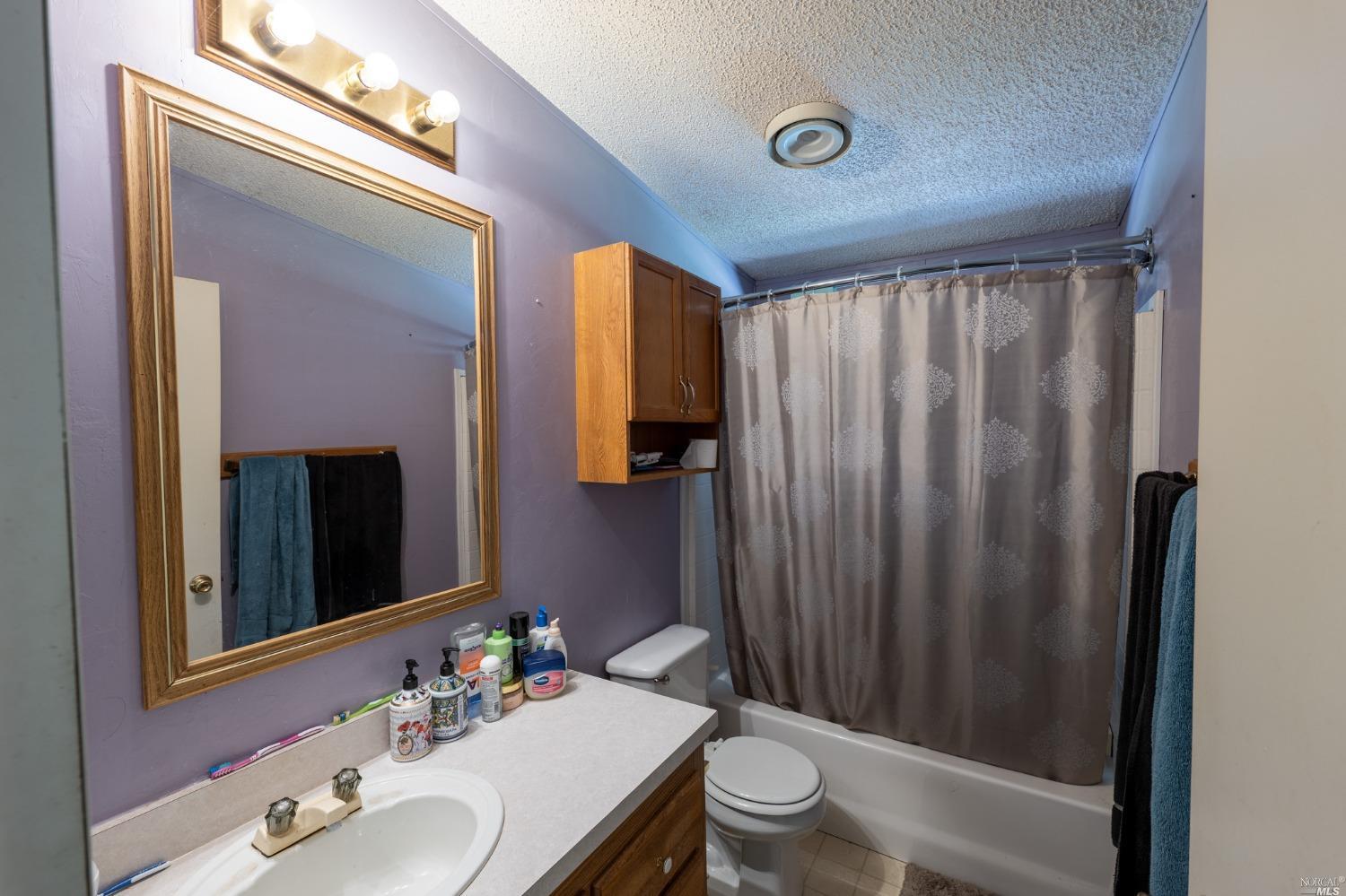 Detail Gallery Image 26 of 37 For 6750 Highway 20 Unkn, Ukiah,  CA 95482 - 4 Beds | 2 Baths