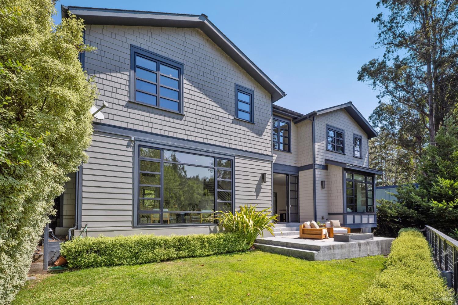 Front Image Thumbnail for BA326018152