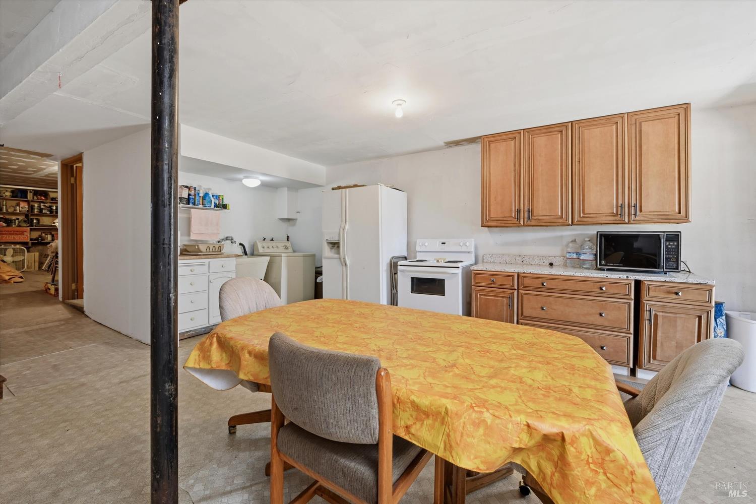 Detail Gallery Image 24 of 35 For 16625 Pinecrest Ct, Hidden Valley Lake,  CA 95467 - 2 Beds | 3 Baths