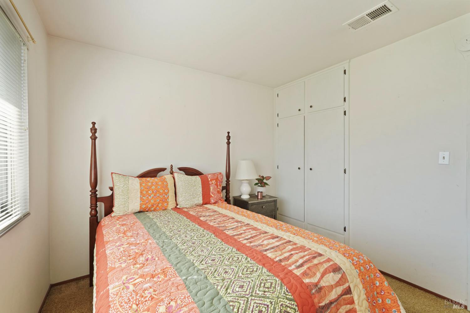 Detail Gallery Image 30 of 47 For 724 E Atlantic Ave, Fairfield,  CA 94533 - 4 Beds | 2 Baths