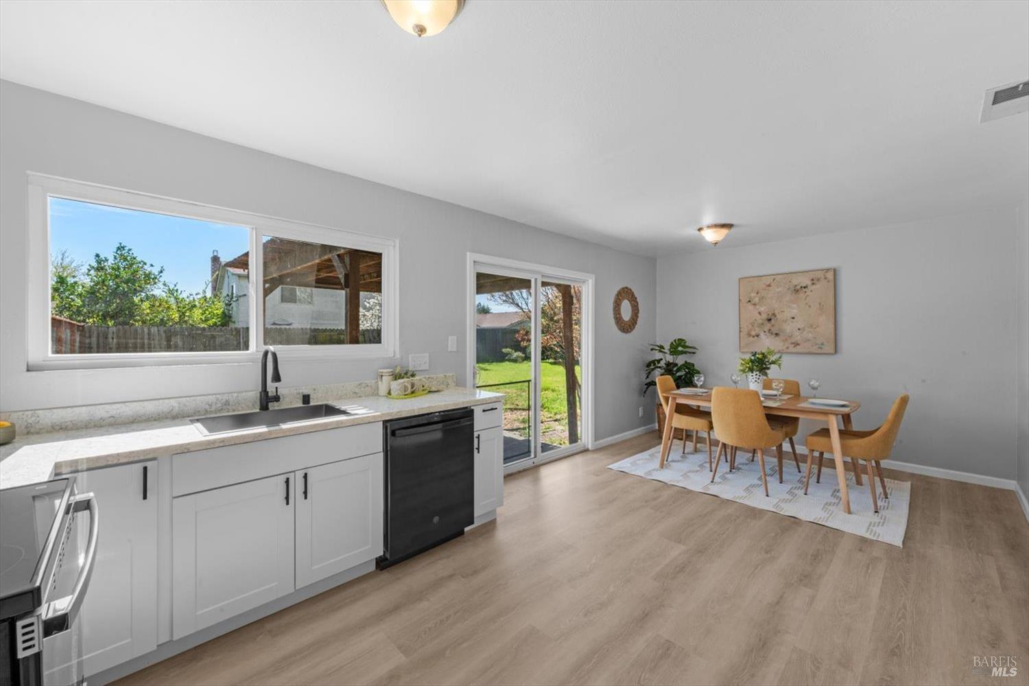 Detail Gallery Image 22 of 59 For 154 Brockton Ct, Vacaville,  CA 95687 - 3 Beds | 1 Baths