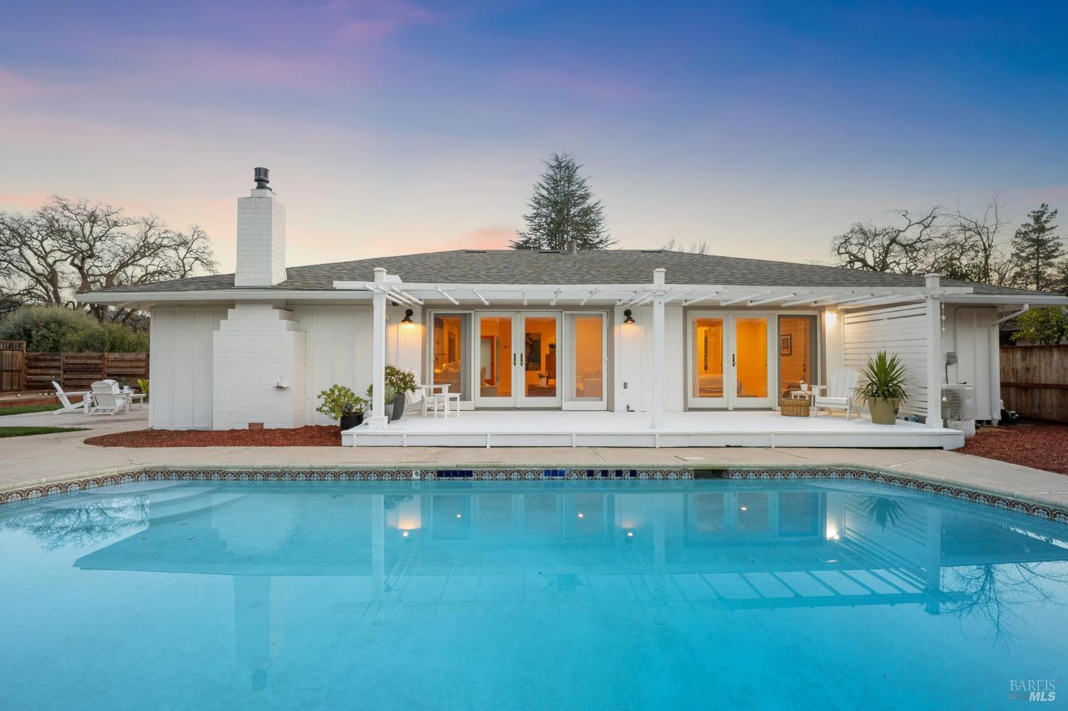 Detail Gallery Image 26 of 30 For 345 Francisco Dr, Sonoma,  CA 95476 - 3 Beds | 2 Baths