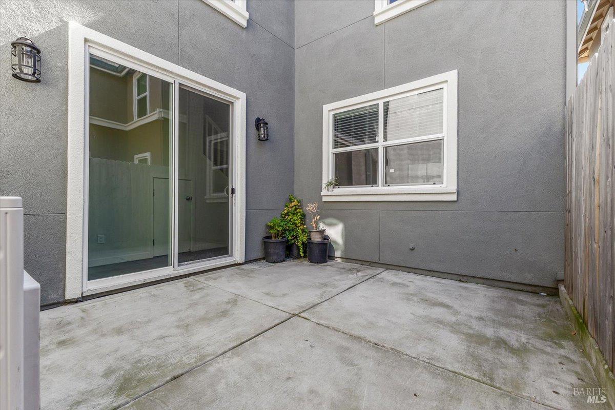 Detail Gallery Image 28 of 31 For 3669 Sebastopol Rd, Santa Rosa,  CA 95407 - 4 Beds | 2/1 Baths