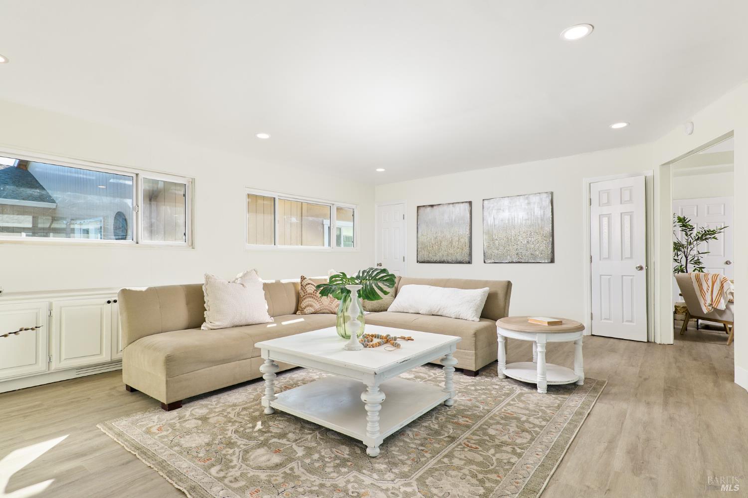 Detail Gallery Image 17 of 28 For 90 Manville Ave, Pittsburg,  CA 94565 - 3 Beds | 2 Baths