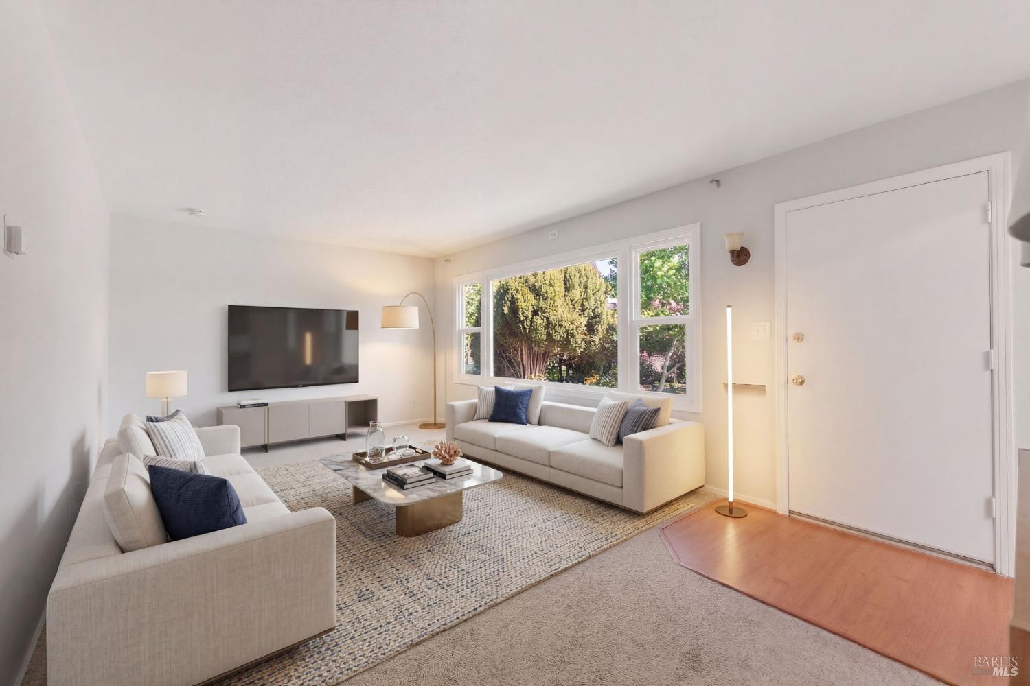 Detail Gallery Image 3 of 43 For 227 Evans Ave, Vallejo,  CA 94590 - 3 Beds | 2 Baths