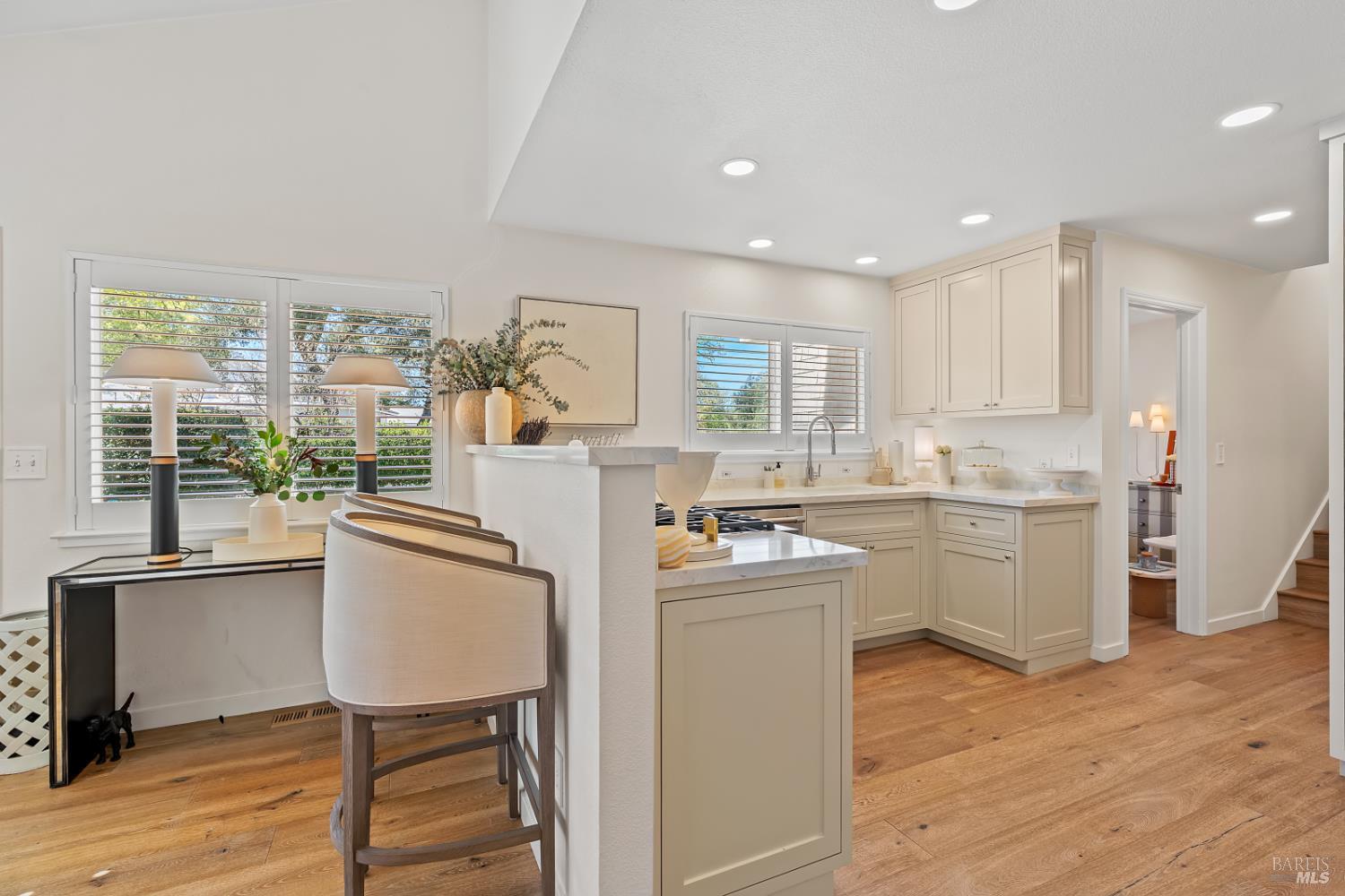 Detail Gallery Image 11 of 38 For 110 Viola Way, Angwin,  CA 94508 - 2 Beds | 2 Baths