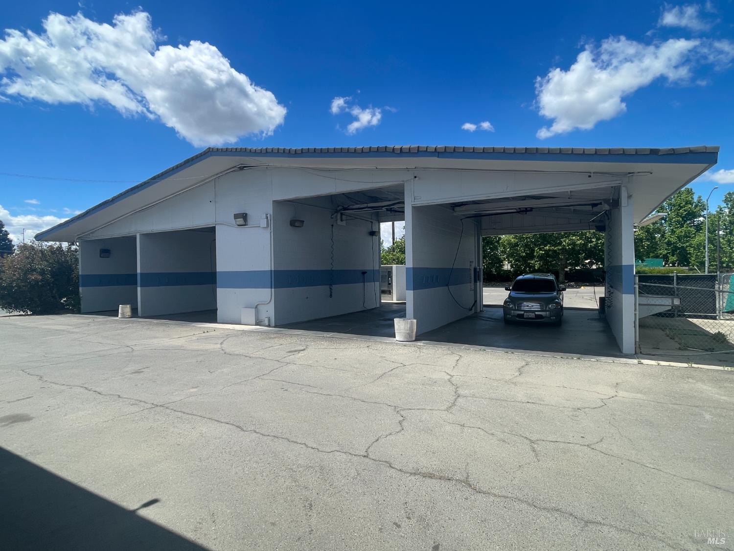 Front Image Thumbnail for BA326016226