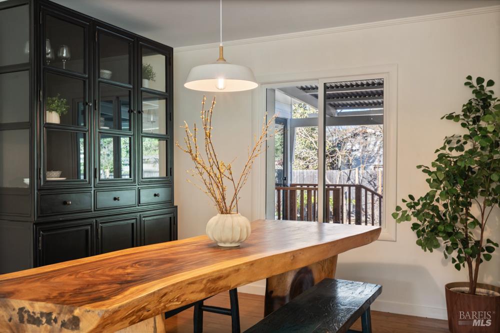 Detail Gallery Image 10 of 60 For 42 Billou St, San Rafael,  CA 94901 - 3 Beds | 2 Baths