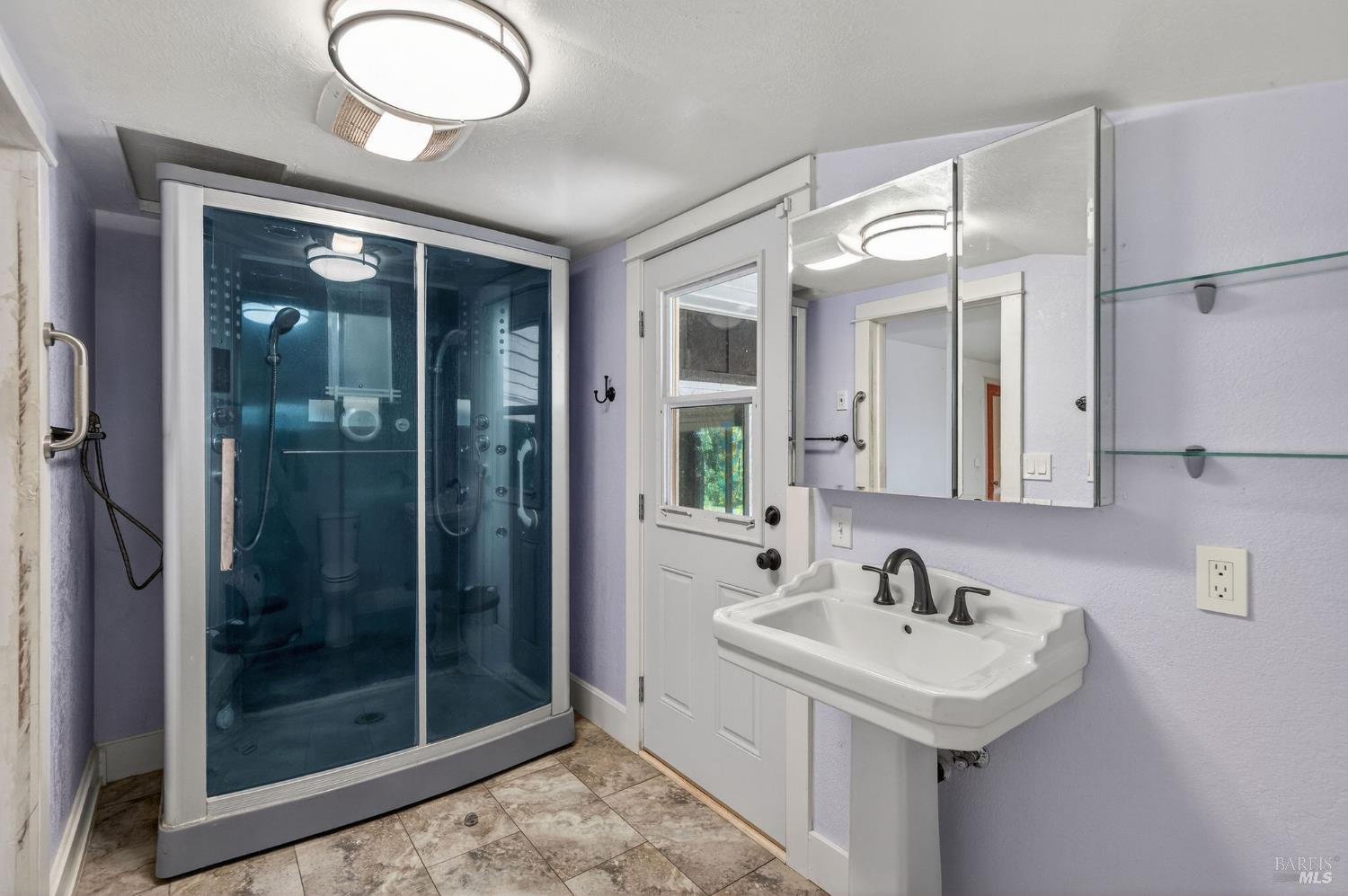 Detail Gallery Image 28 of 50 For 1450 Timberhill Rd, Santa Rosa,  CA 95401 - 6 Beds | 4 Baths