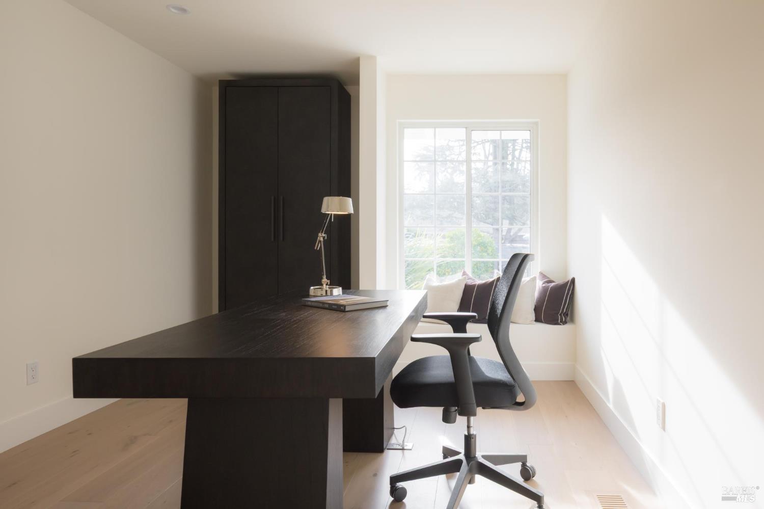 Detail Gallery Image 22 of 30 For 345 Francisco Dr, Sonoma,  CA 95476 - 3 Beds | 2 Baths