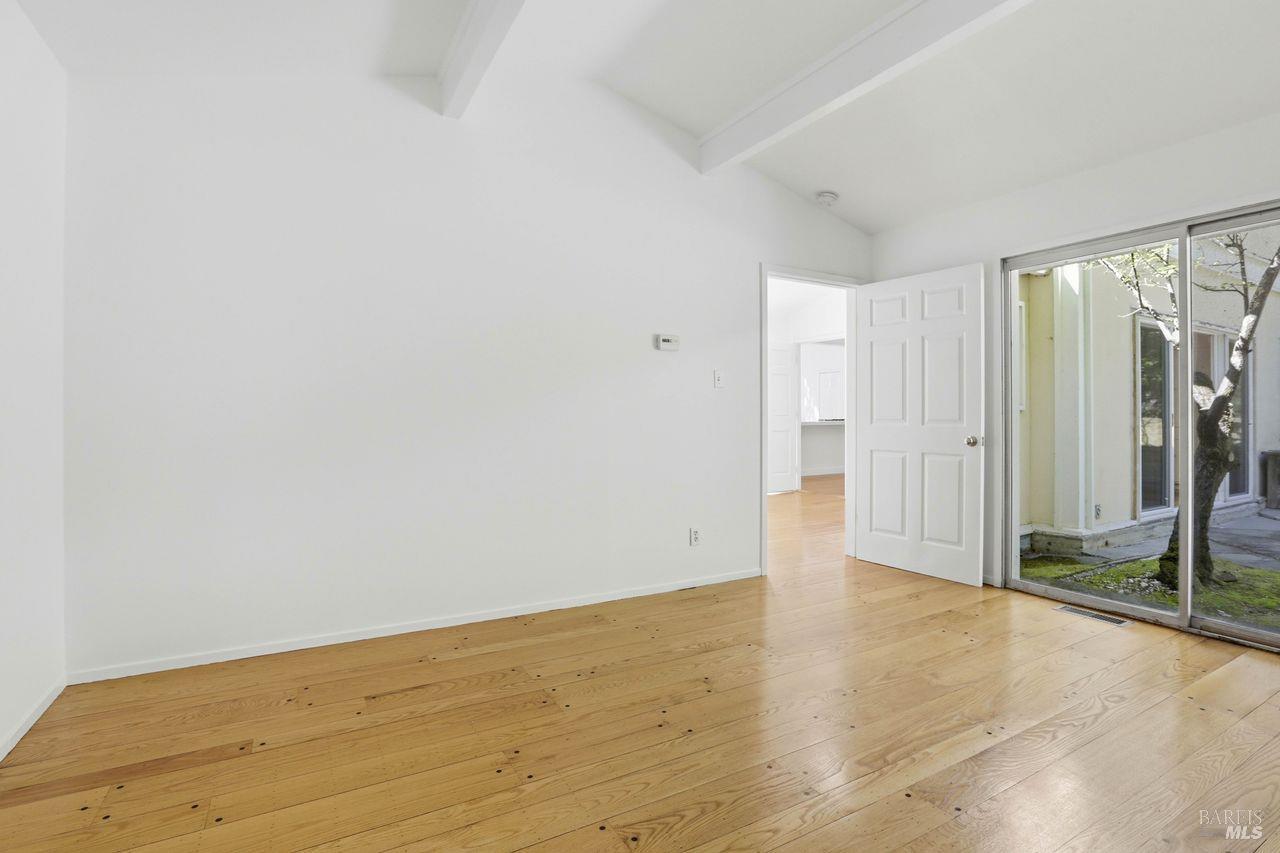 Detail Gallery Image 23 of 53 For 214 Poplar Dr, Kentfield,  CA 94904 - 4 Beds | 2/1 Baths