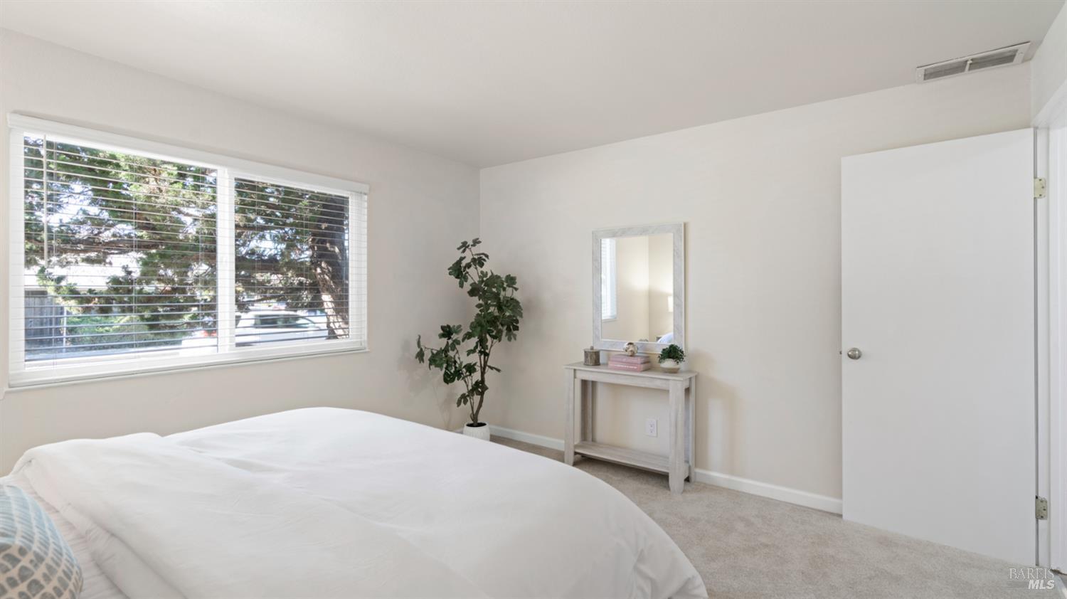 Detail Gallery Image 19 of 26 For 1305 Southwest Blvd a,  Rohnert Park,  CA 94928 - 2 Beds | 1 Baths