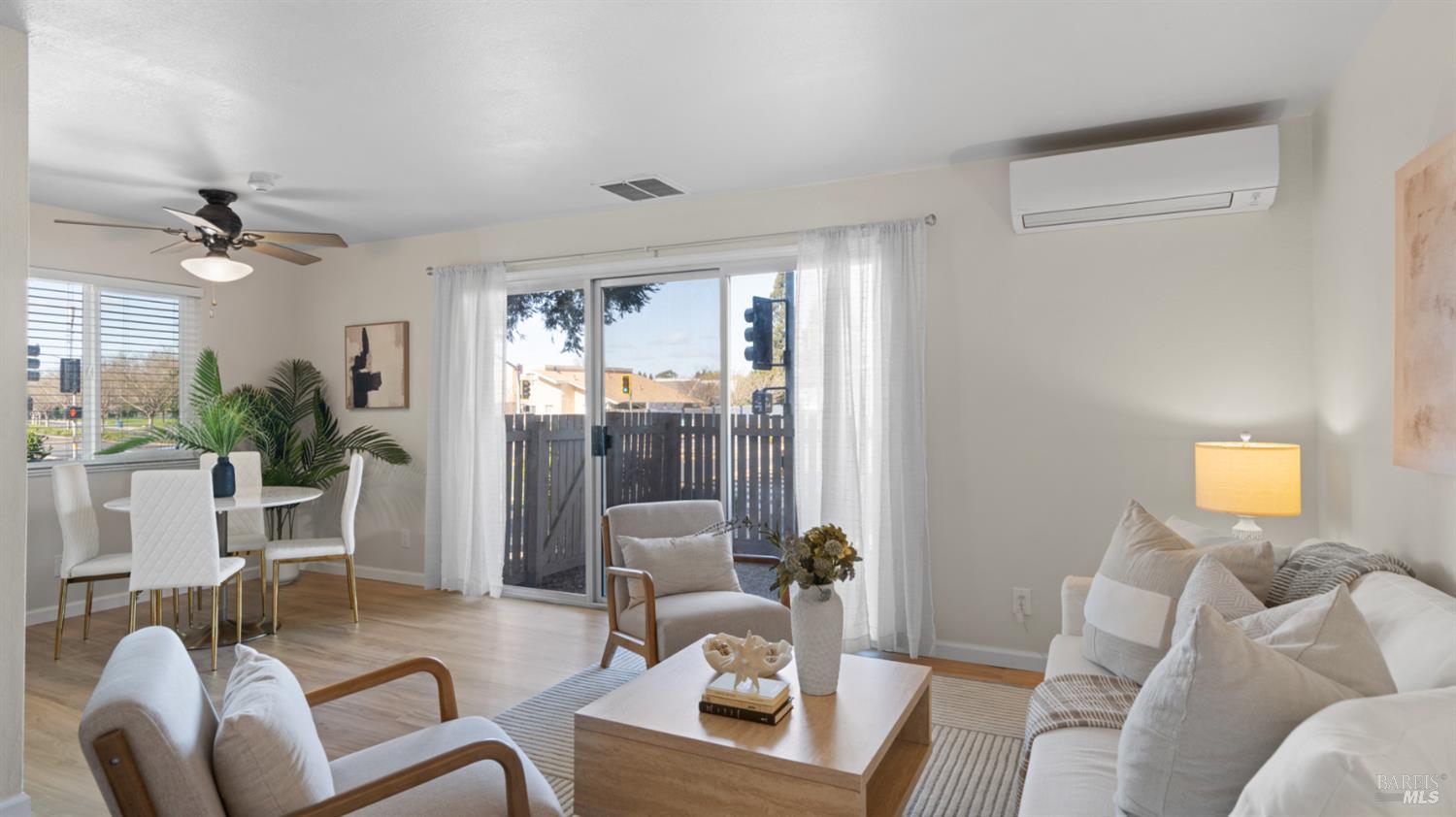 Detail Gallery Image 3 of 26 For 1305 Southwest Blvd a,  Rohnert Park,  CA 94928 - 2 Beds | 1 Baths