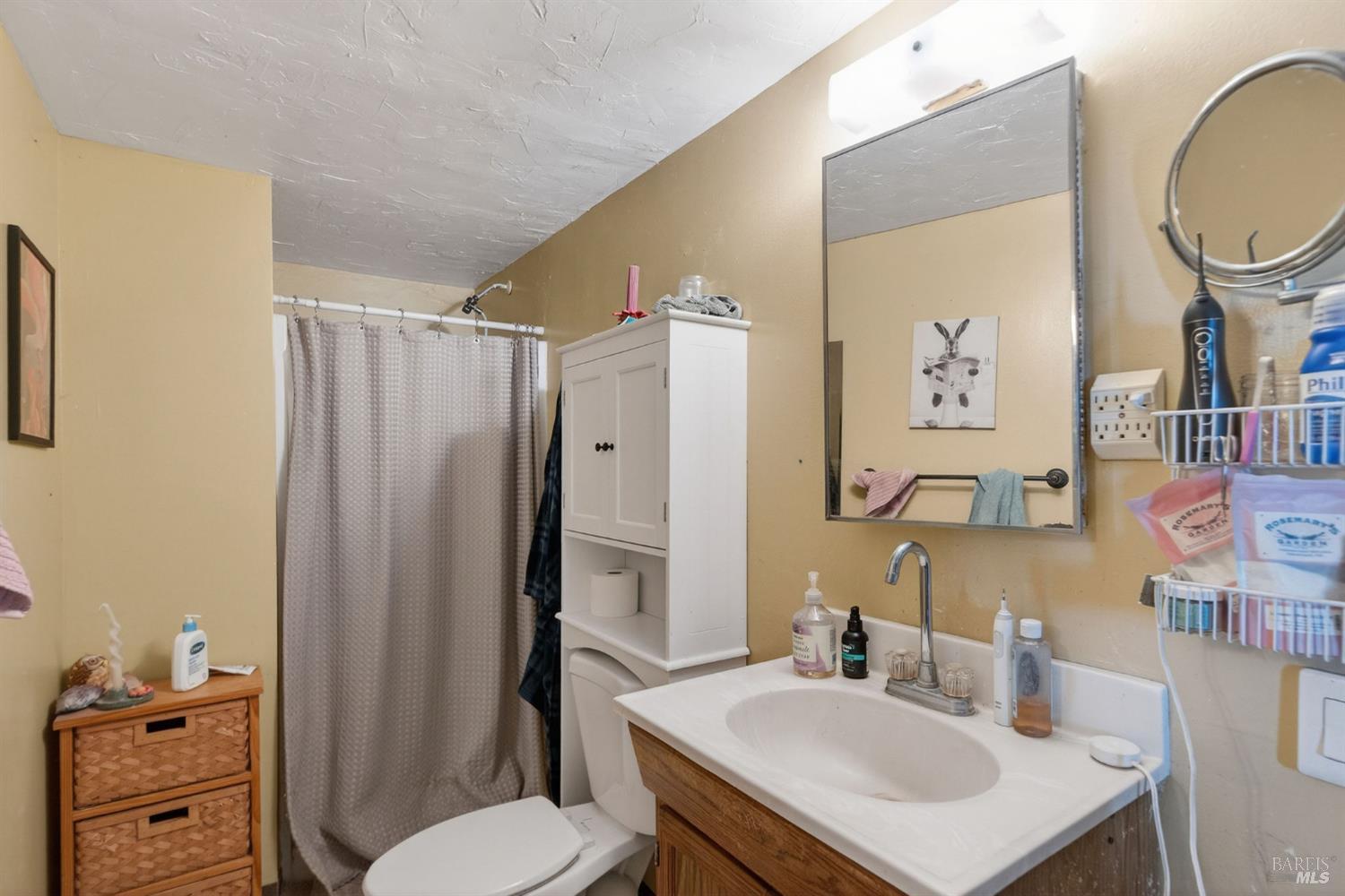 Detail Gallery Image 37 of 50 For 1450 Timberhill Rd, Santa Rosa,  CA 95401 - 6 Beds | 4 Baths