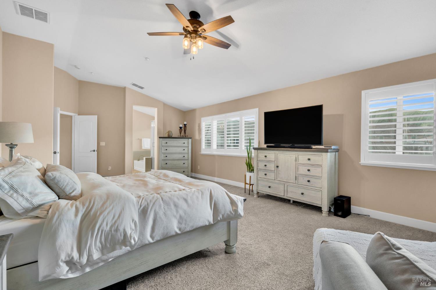 Detail Gallery Image 40 of 72 For 1841 Stockbridge Dr, Fairfield,  CA 94534 - 5 Beds | 4 Baths