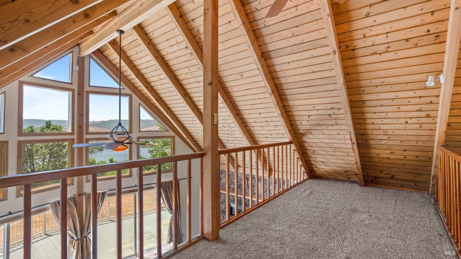 Detail Gallery Image 27 of 58 For 19383 Stonegate Rd, Hidden Valley Lake,  CA 95467 - 4 Beds | 3 Baths