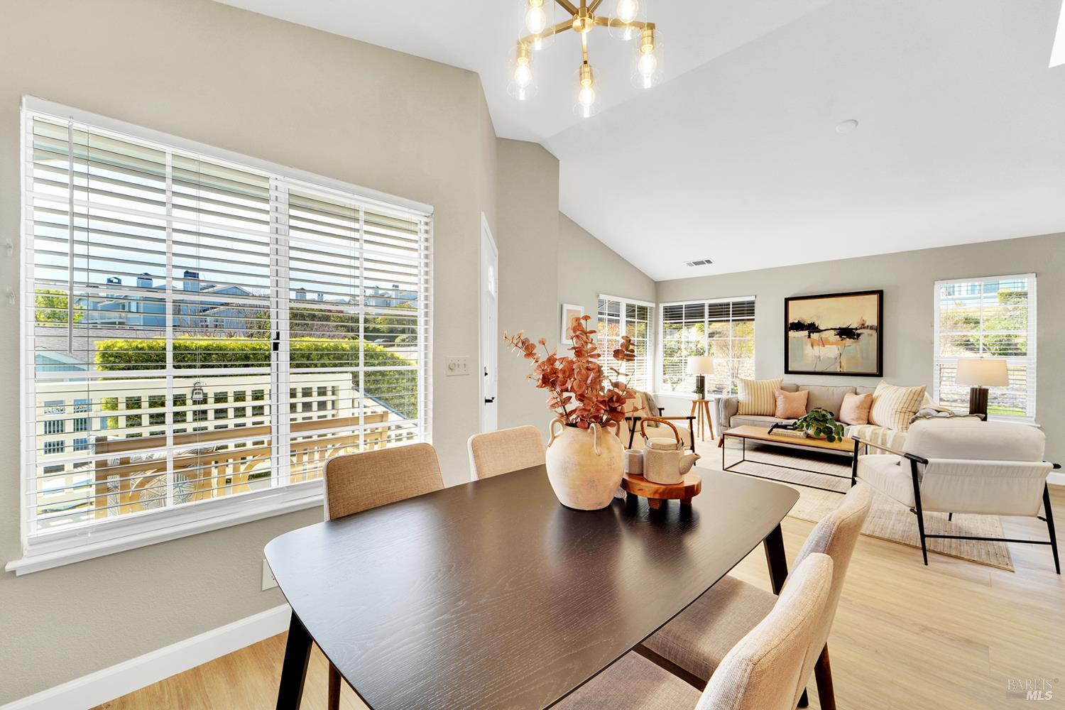 Detail Gallery Image 19 of 36 For 511 Timbercove St #8,  Vallejo,  CA 94591 - 2 Beds | 1 Baths