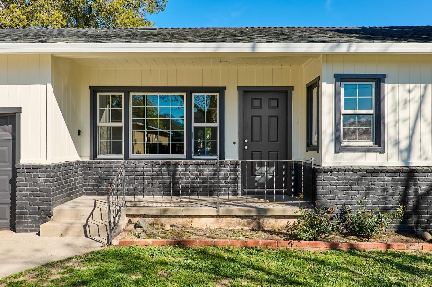 Detail Gallery Image 2 of 28 For 90 Manville Ave, Pittsburg,  CA 94565 - 3 Beds | 2 Baths