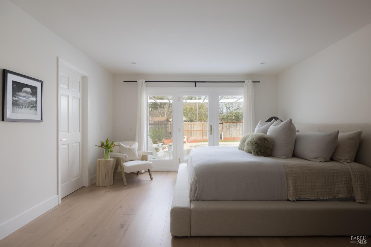 Detail Gallery Image 18 of 30 For 345 Francisco Dr, Sonoma,  CA 95476 - 3 Beds | 2 Baths