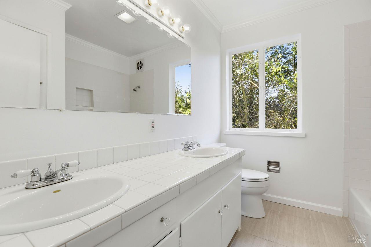 Detail Gallery Image 41 of 53 For 214 Poplar Dr, Kentfield,  CA 94904 - 4 Beds | 2/1 Baths