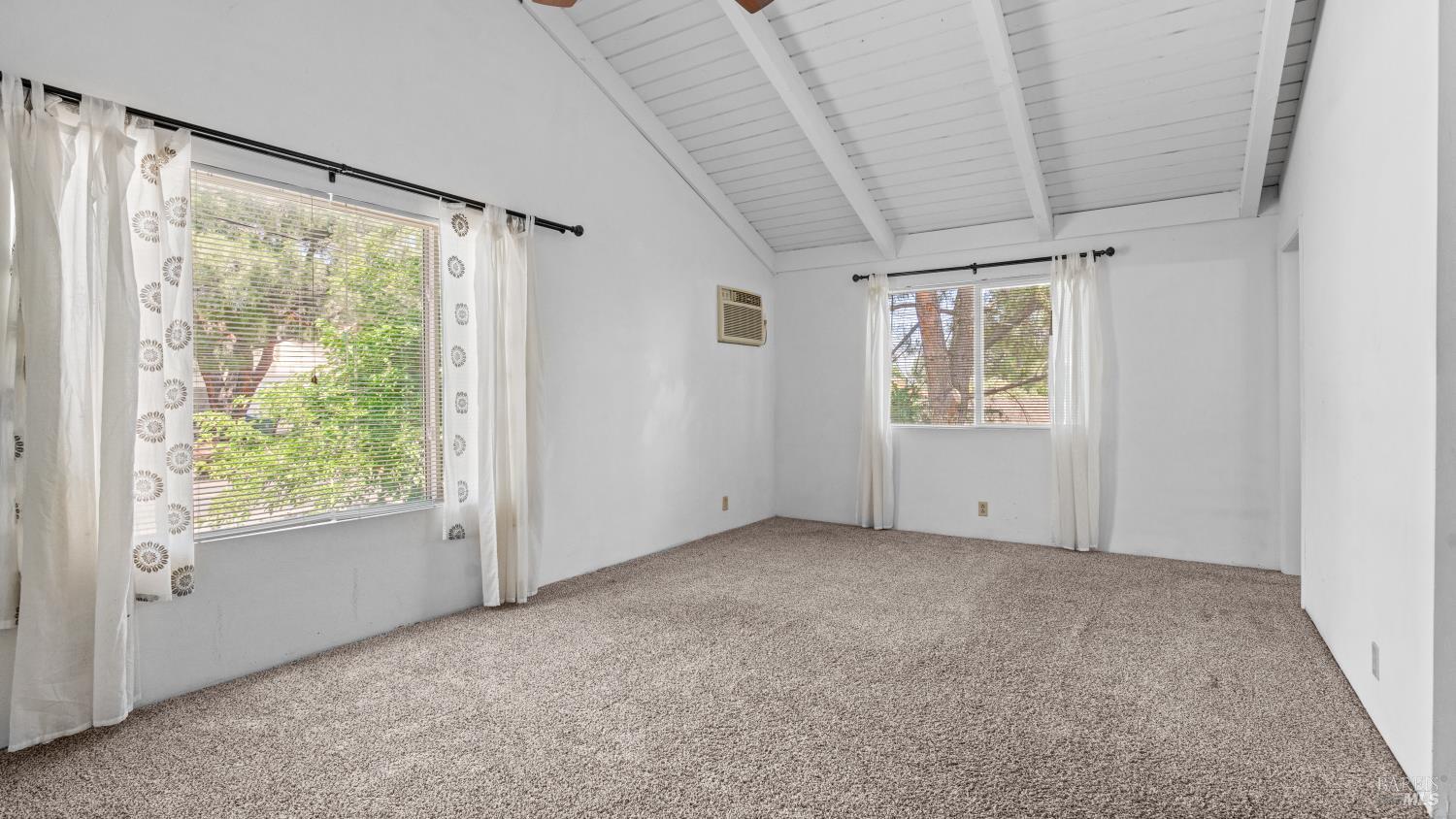 Detail Gallery Image 32 of 58 For 19383 Stonegate Rd, Hidden Valley Lake,  CA 95467 - 4 Beds | 3 Baths