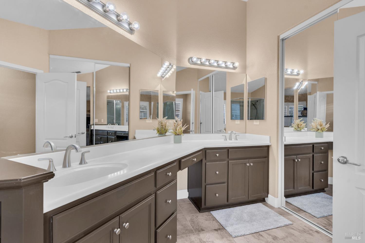 Detail Gallery Image 41 of 72 For 1841 Stockbridge Dr, Fairfield,  CA 94534 - 5 Beds | 4 Baths