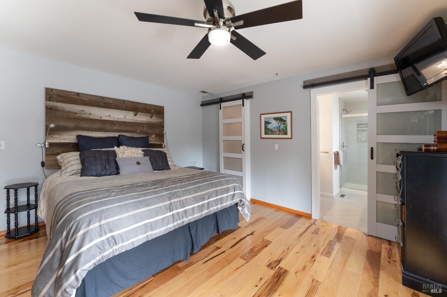 Detail Gallery Image 14 of 40 For 10450 Main St, Potter Valley,  CA 95469 - 4 Beds | 2 Baths