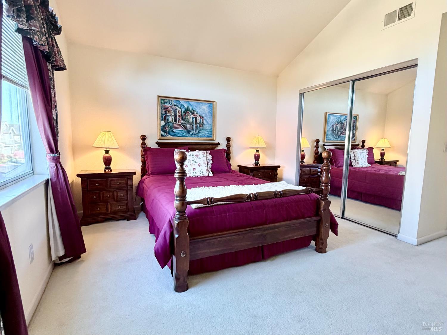 Detail Gallery Image 15 of 23 For 13 Heron Ct, San Rafael,  CA 94901 - 3 Beds | 2/1 Baths