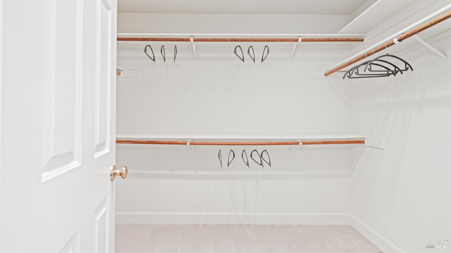 Detail Gallery Image 29 of 49 For 11 Saddlebrook Ct, Novato,  CA 94947 - 4 Beds | 4 Baths