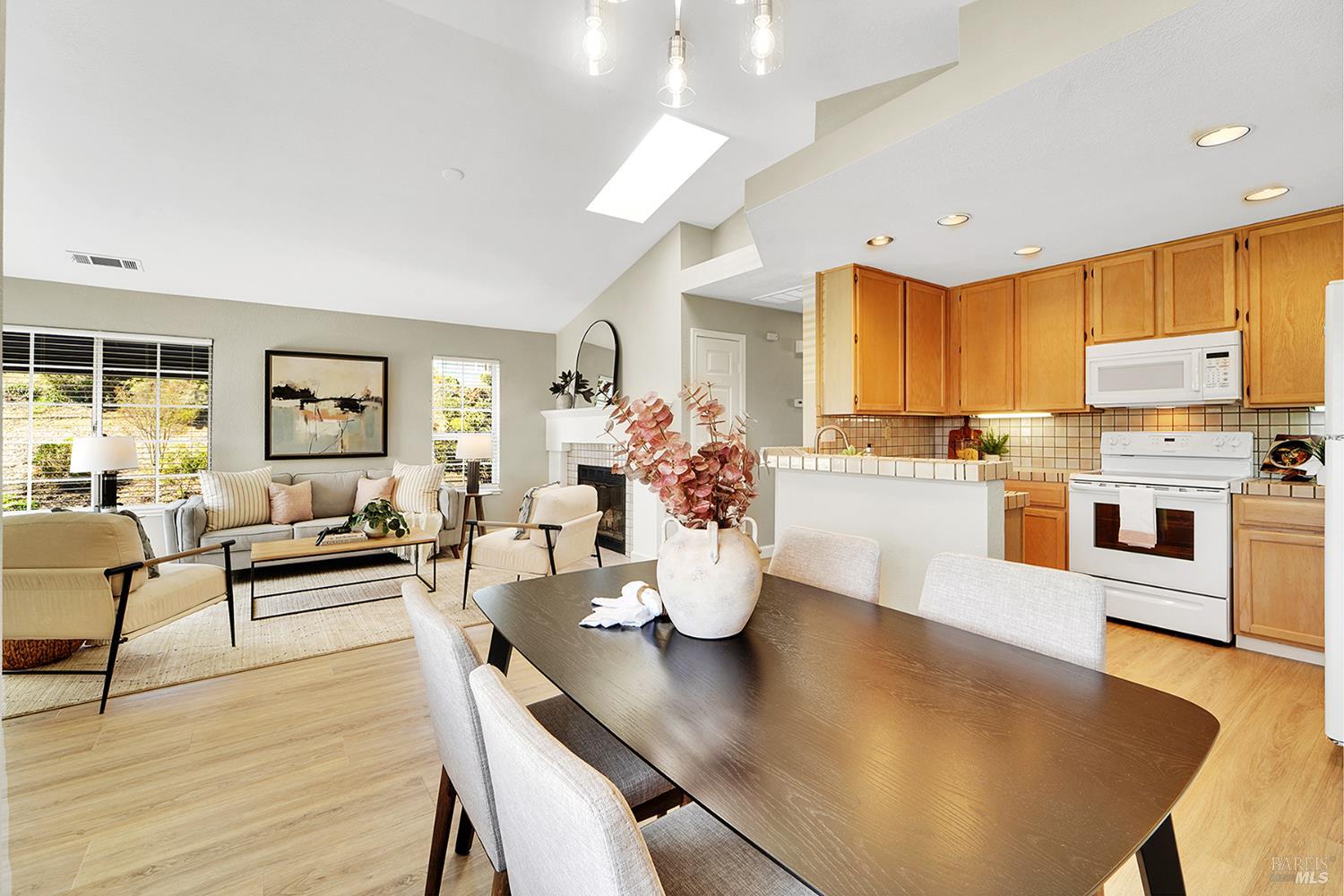 Detail Gallery Image 18 of 36 For 511 Timbercove St #8,  Vallejo,  CA 94591 - 2 Beds | 1 Baths