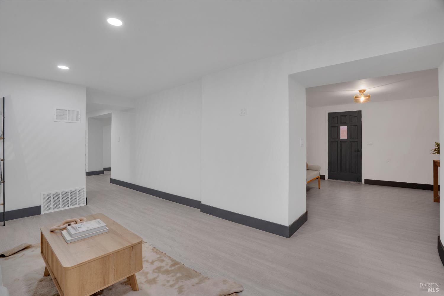 Detail Gallery Image 27 of 59 For 431 Brown St, Napa,  CA 94559 - 5 Beds | 2 Baths