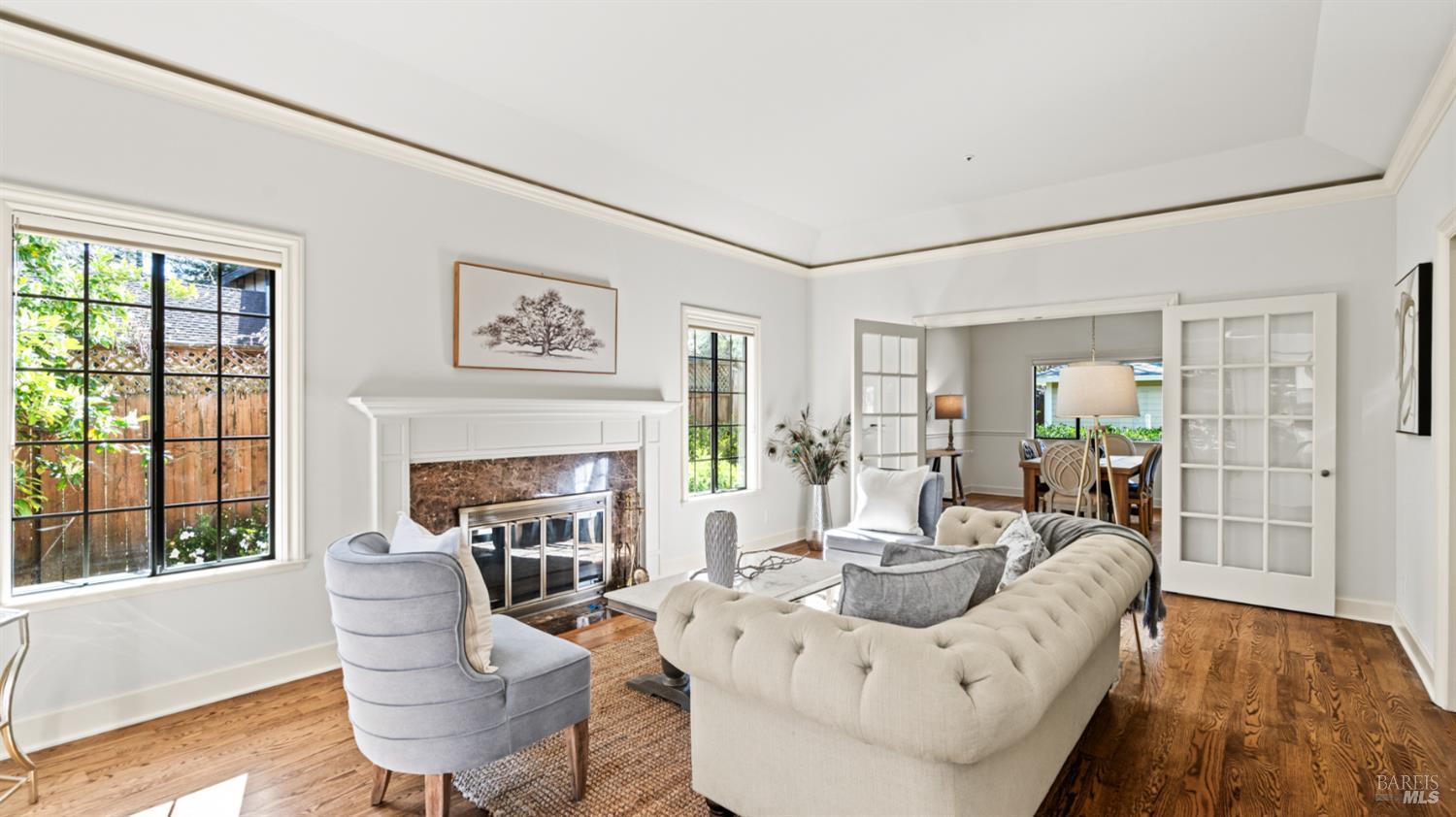 Detail Gallery Image 8 of 49 For 11 Saddlebrook Ct, Novato,  CA 94947 - 4 Beds | 4 Baths