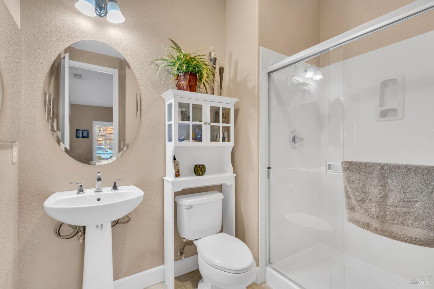 Detail Gallery Image 32 of 72 For 1841 Stockbridge Dr, Fairfield,  CA 94534 - 5 Beds | 4 Baths