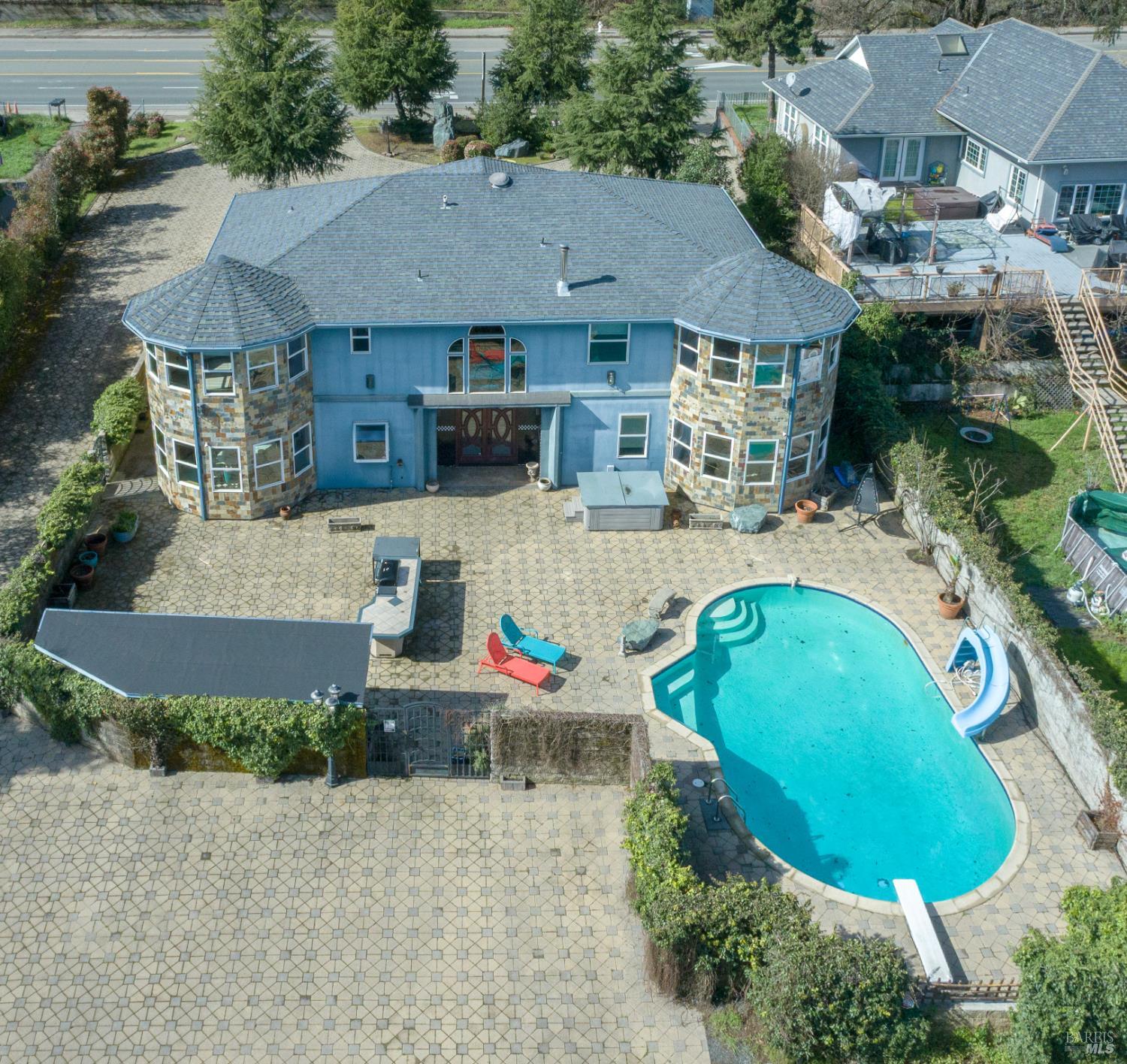 Detail Gallery Image 40 of 47 For 1051 S Main St, Willits,  CA 95490 - 3 Beds | 4 Baths