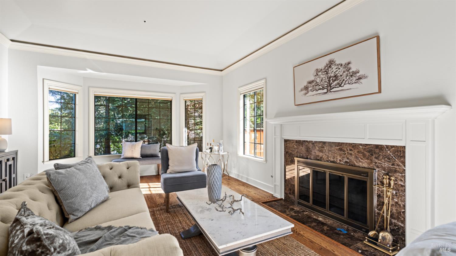 Detail Gallery Image 9 of 49 For 11 Saddlebrook Ct, Novato,  CA 94947 - 4 Beds | 4 Baths