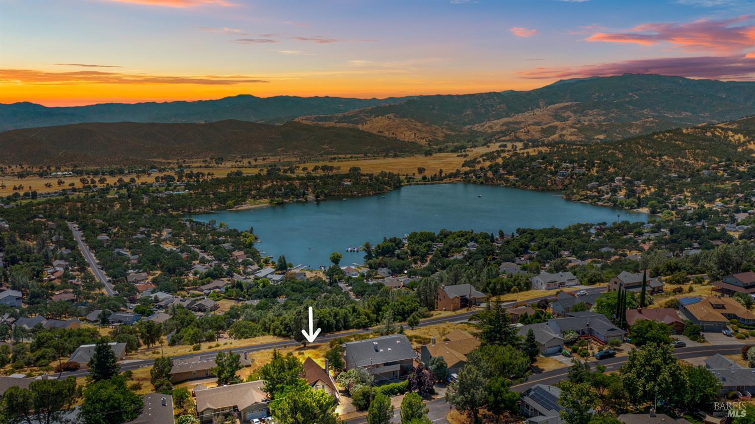 Detail Gallery Image 41 of 58 For 19383 Stonegate Rd, Hidden Valley Lake,  CA 95467 - 4 Beds | 3 Baths