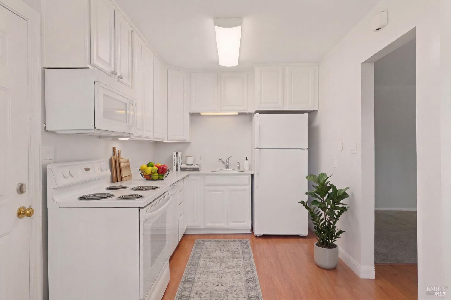 Detail Gallery Image 4 of 43 For 227 Evans Ave, Vallejo,  CA 94590 - 3 Beds | 2 Baths