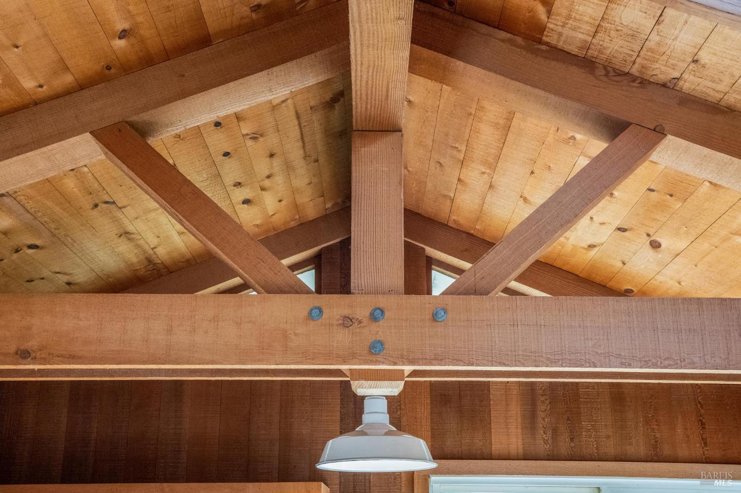 Detail Gallery Image 19 of 45 For 266 Riviera Dr, San Rafael,  CA 94901 - 4 Beds | 2 Baths