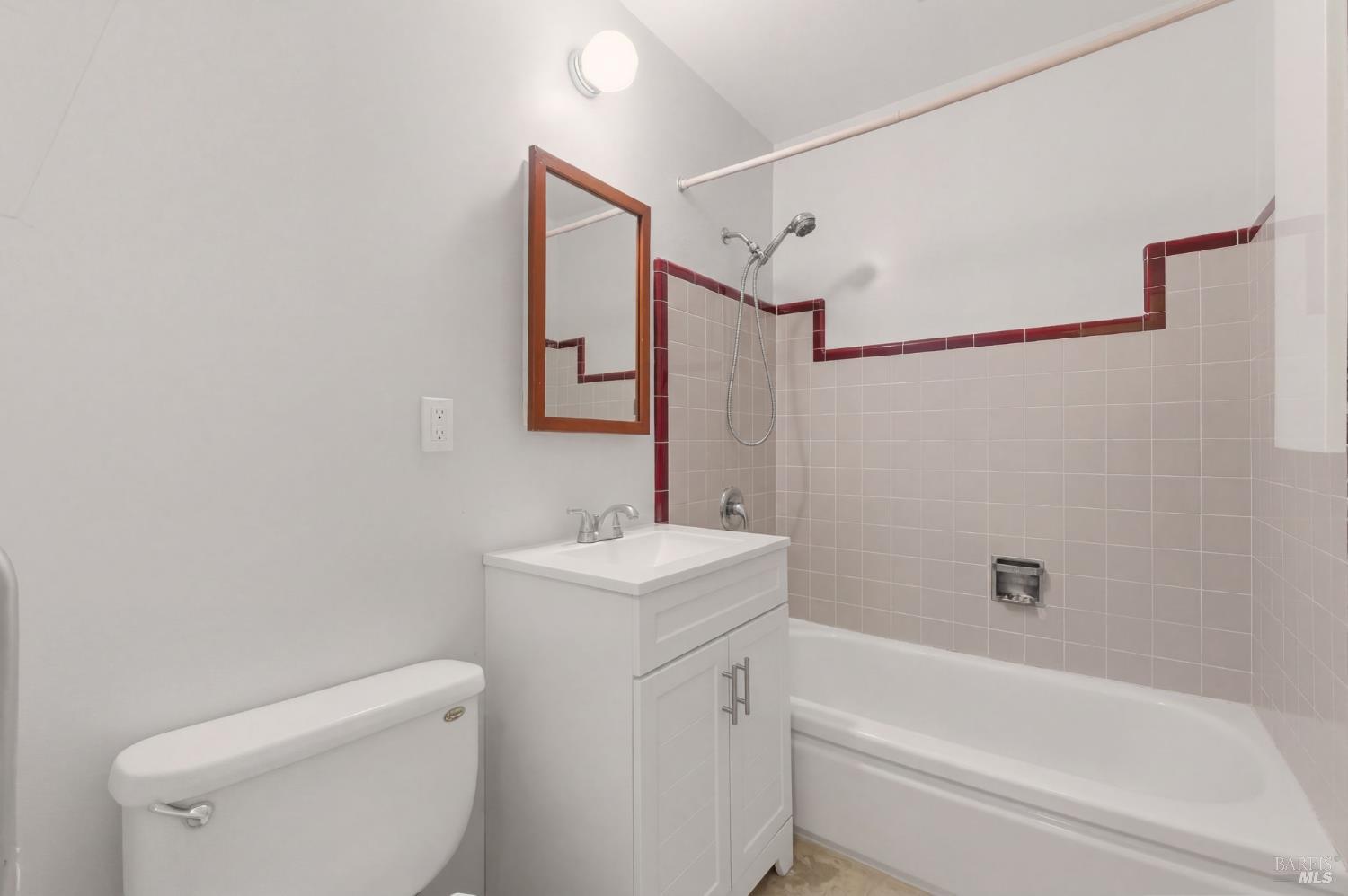 Detail Gallery Image 12 of 43 For 227 Evans Ave, Vallejo,  CA 94590 - 3 Beds | 2 Baths