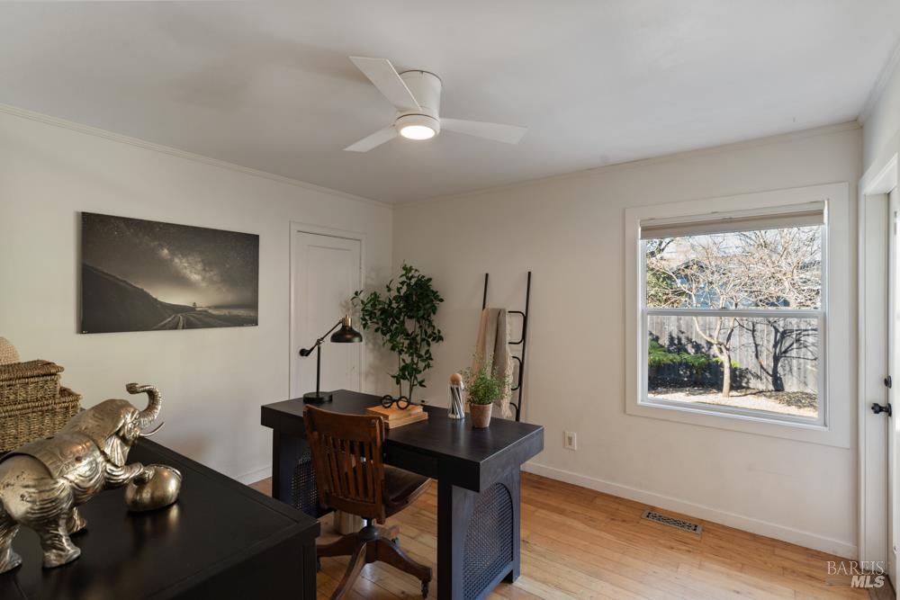 Detail Gallery Image 33 of 60 For 42 Billou St, San Rafael,  CA 94901 - 3 Beds | 2 Baths