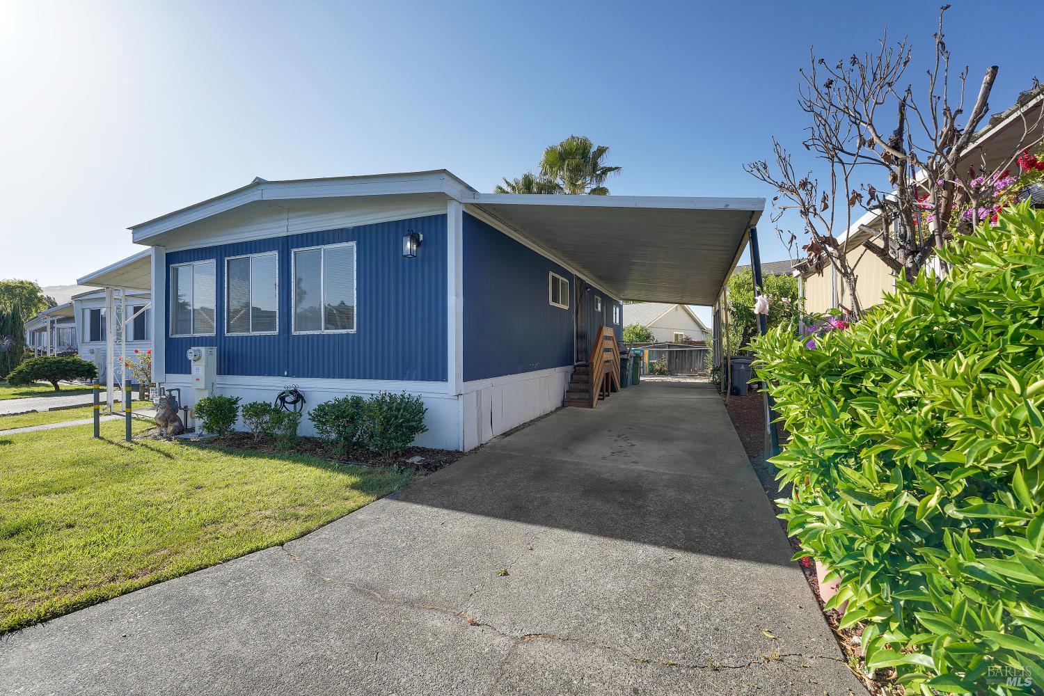 Detail Gallery Image 3 of 10 For 252 Pear Ln, Santa Rosa,  CA 95407 - 2 Beds | 1 Baths