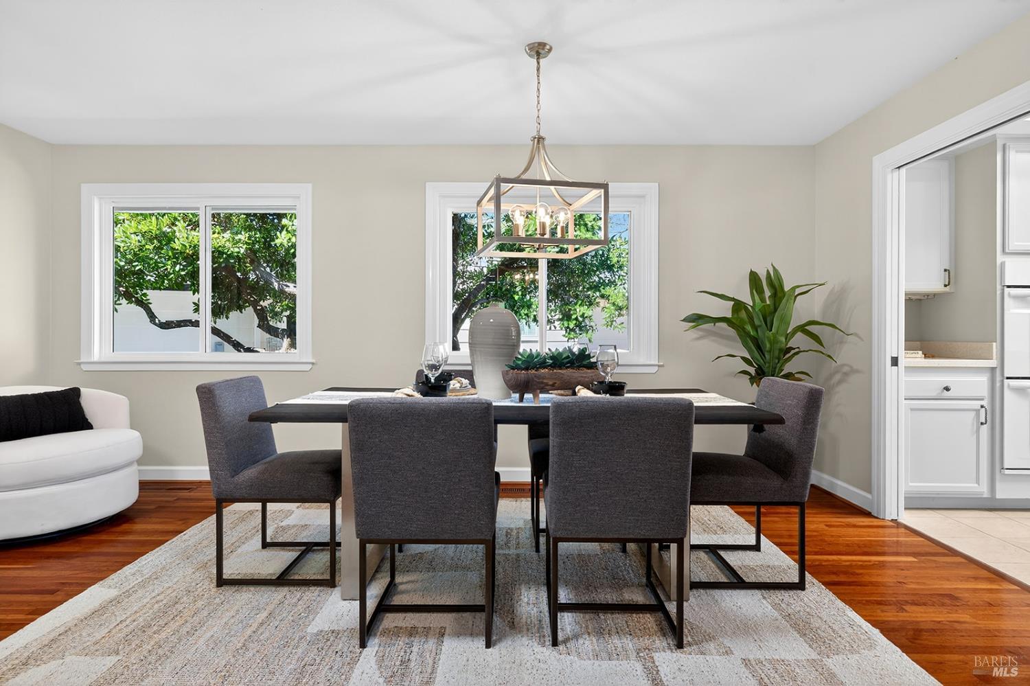 Detail Gallery Image 37 of 65 For 333 Golf Ct, Santa Rosa,  CA 95409 - 3 Beds | 2 Baths