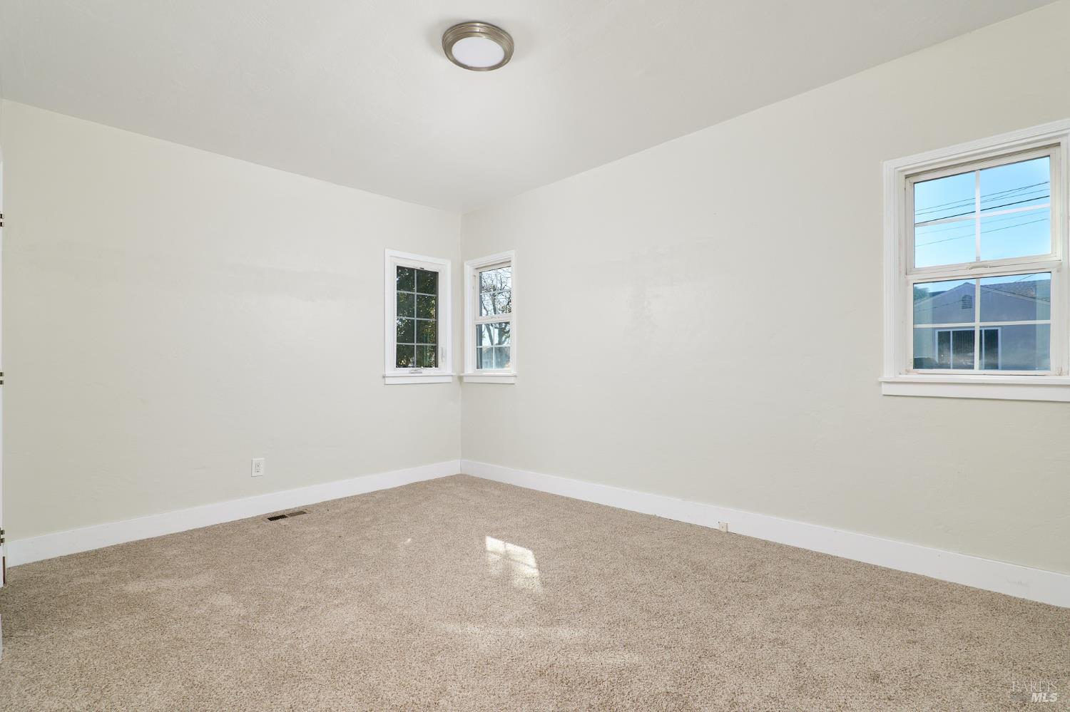 Detail Gallery Image 19 of 28 For 90 Manville Ave, Pittsburg,  CA 94565 - 3 Beds | 2 Baths