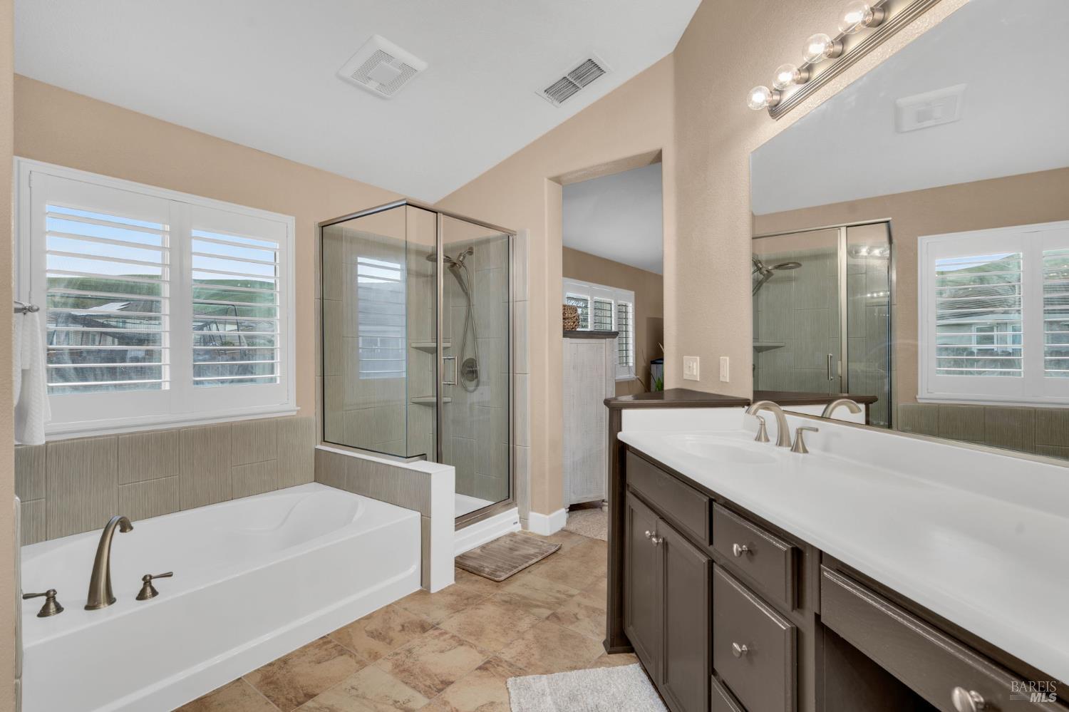 Detail Gallery Image 44 of 72 For 1841 Stockbridge Dr, Fairfield,  CA 94534 - 5 Beds | 4 Baths