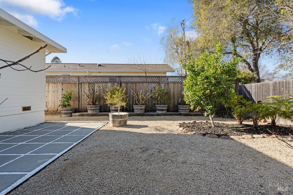 Detail Gallery Image 49 of 60 For 42 Billou St, San Rafael,  CA 94901 - 3 Beds | 2 Baths