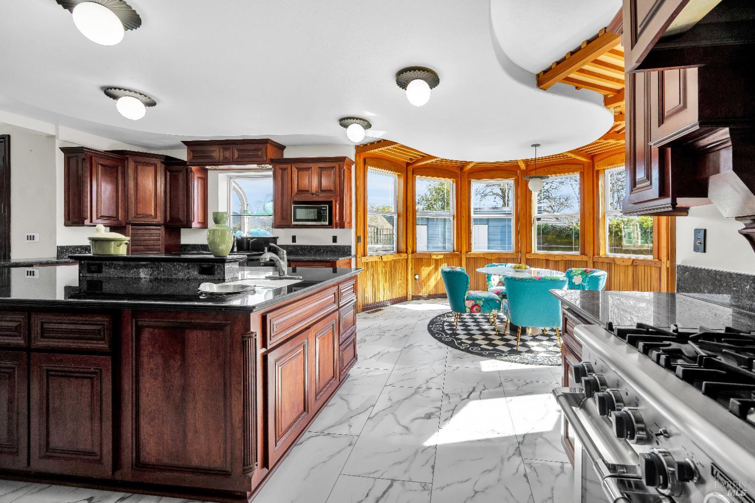 Detail Gallery Image 29 of 47 For 1051 S Main St, Willits,  CA 95490 - 3 Beds | 4 Baths